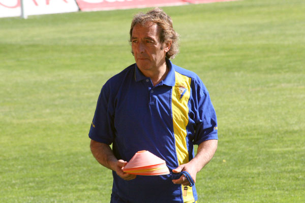 Julián Rubio como entrenador del Cádiz CF (Foto: Trekant Media)