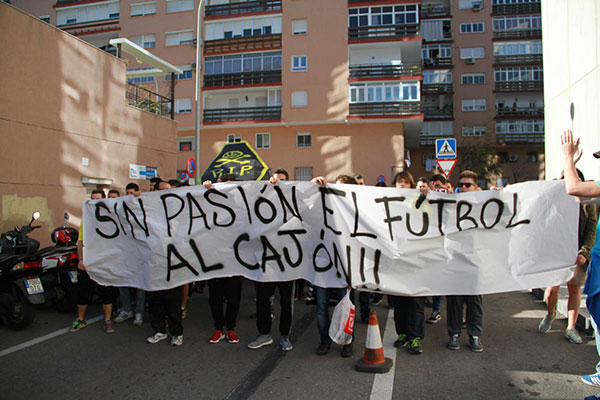 Concentración 'Cadismo contra la represión' / Trekant Media