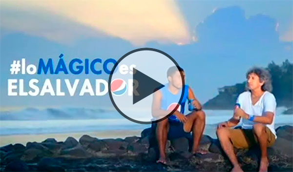 Mágico González y Frank Velásquez, en el nuevo spot de Pepsi