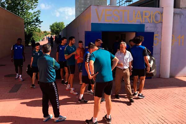 El Cádiz CF entrenando en la Ciudad Deportiva del Getafe CF / cadizcf.com