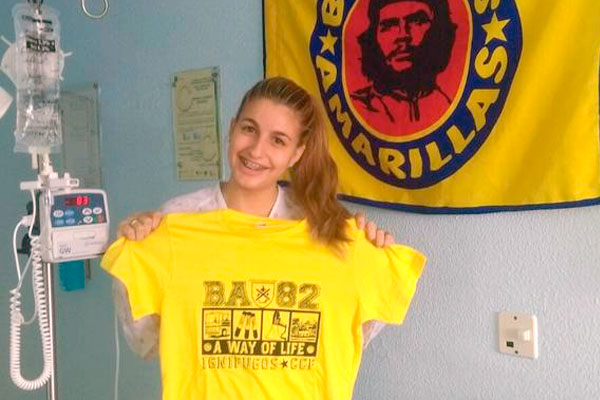 Laura recibió la solidaridad de Brigadas Amarillas / Twitter @lauritaortegaa