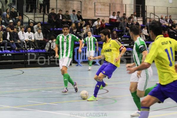 Amistoso entre el Cádiz CF Virgili y el Real Betis Futsal / Trekant Media