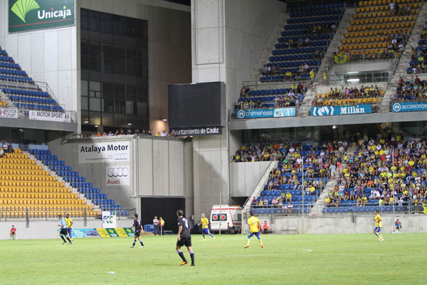 Uno de los videomarcadores del estadio Ramón de Carranza / Trekant Media