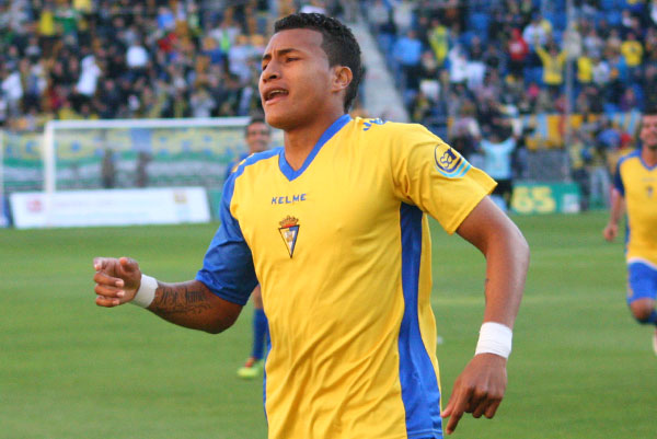 Murillo celebrando un gol con el Cádiz CF / Trekant Media