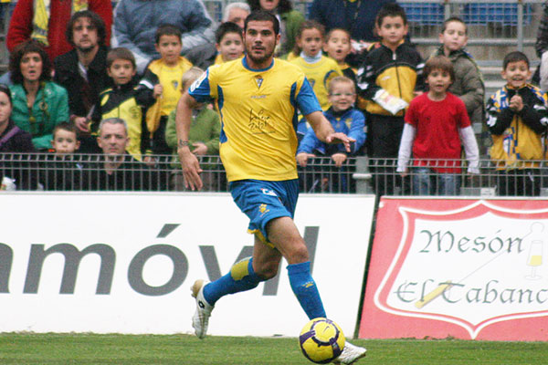 Nano González, con el Cádiz CF. Ahora es jugador del Panathinaikos griego / Trekant Media