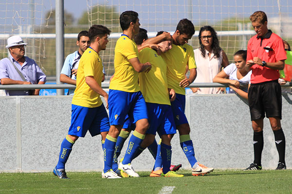 El Cádiz CF B celebra un gol / Trekant Media