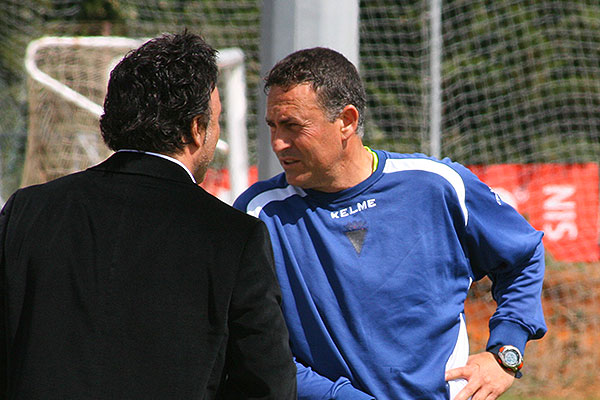 Cortijo hablando con Kike Pina / Trekant Media