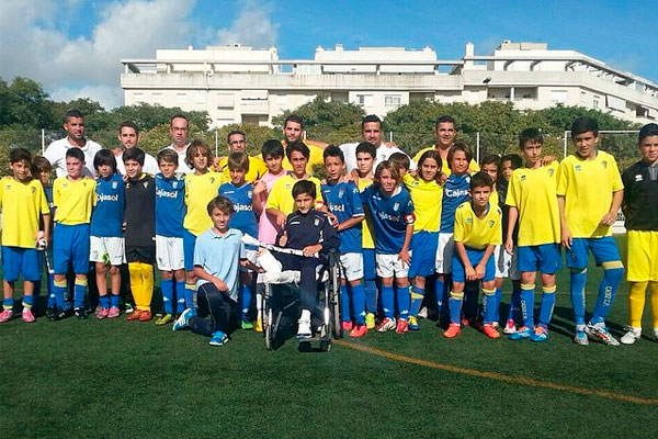Alevines del Xerez CD y el Cádiz CF apoyan al joven Diego / Instagram - Carlos Bohórquez