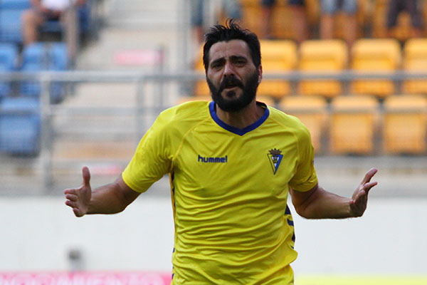 Dani Güiza celebra el gol en el Ramón de Carranza / Trekant Media
