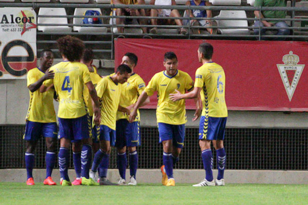 El equipo celebra el gol de Hugo Rodríguez en Murcia / María Jiménez - portalcadista.com