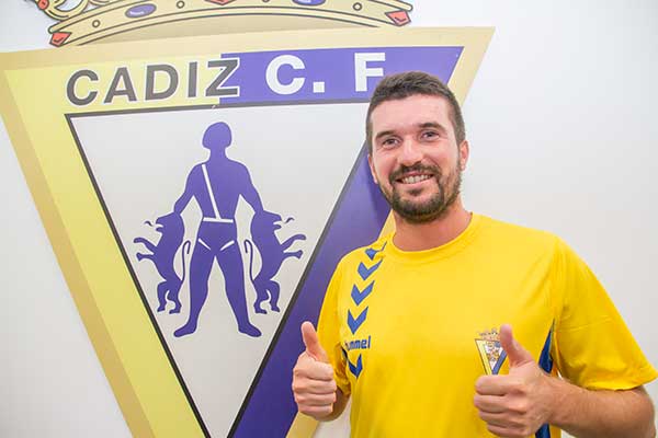 Antonio Fernández, capitán del Cádiz CF Virgili en la temporada 2015-2016 / Trekant Media