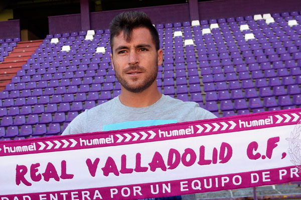 Javi Chica, en su presentación con el Real Valladolid / realvalladolid.es