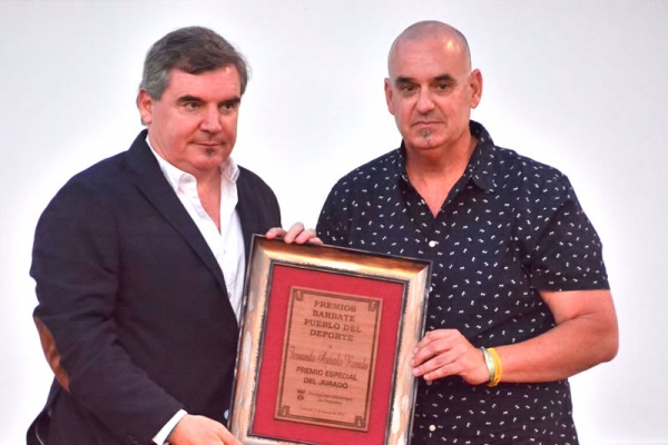 Premio a Fernando Arévalo en la Gala del Deporte de Barbate