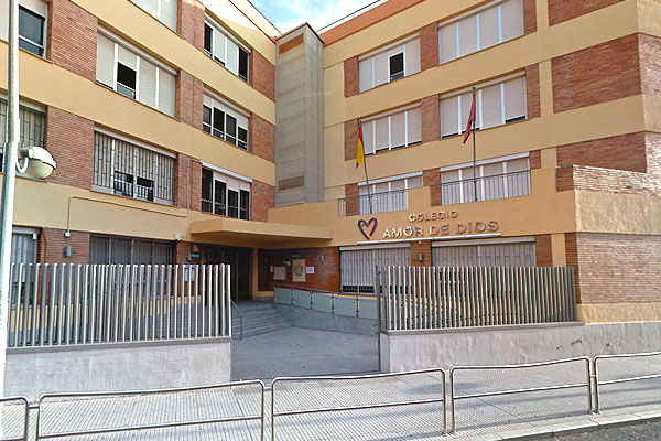 Colegio Amor de Dios / Google Maps