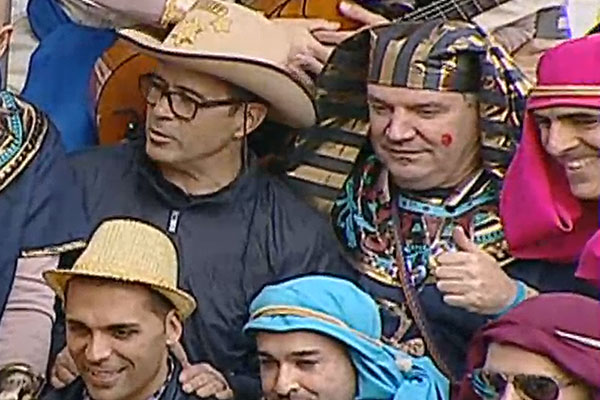 Álvaro Cervera, Manuel Vizcaíno y Roberto Perera en el carrusel de coros del Carnaval de Cádiz / Onda Cádiz TV