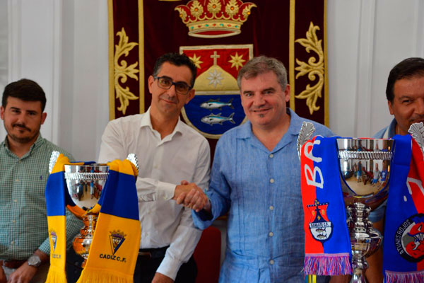 Presentación del amistoso Barbate CF - Cádiz CF / cadizcf.com