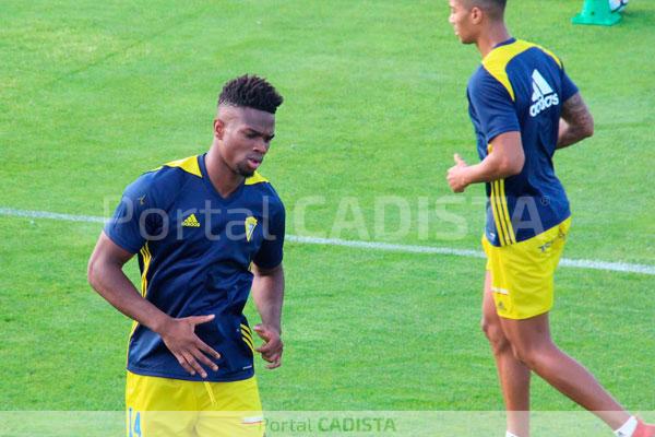 Moha Traoré en un entrenamiento con el Cádiz CF / Trekant Media