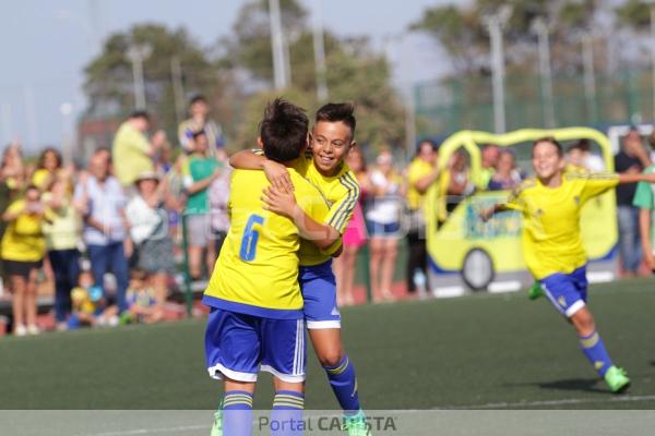 Cádiz CF Benjamín / Trekant Media