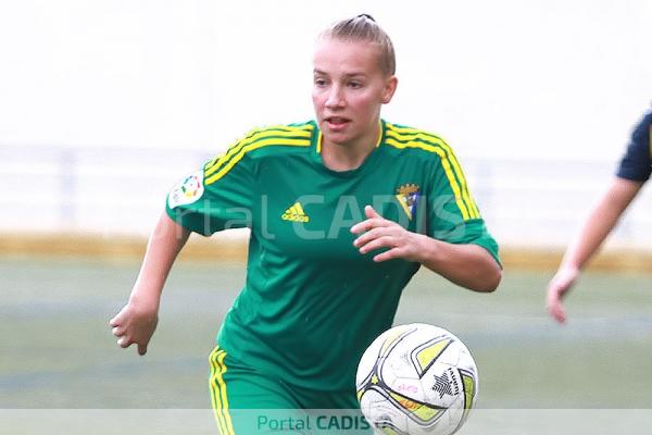 Laura Heredia con el Cádiz CF Femenino / Trekant Media