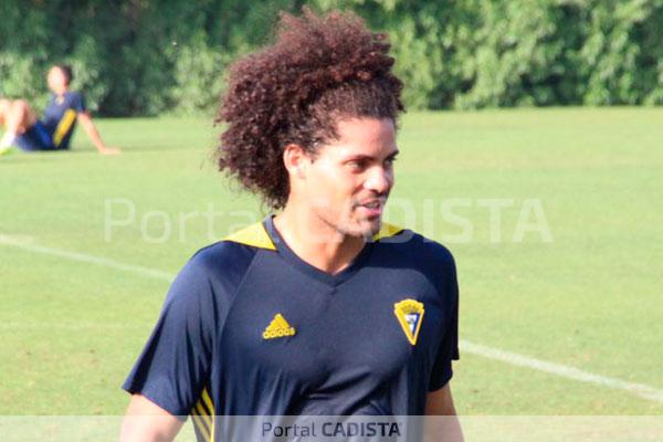 Aridane, en un entrenamiento de pretemporada con el Cádiz CF / Trekant Media