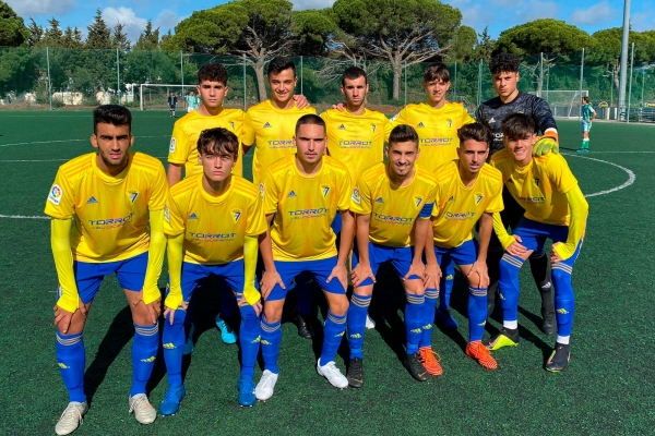 Balón de Cádiz CF Juvenil / cadizcf.com