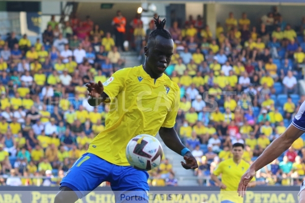 Awer Mabil / Trekant Media