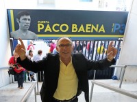 Puerta Paco Baena